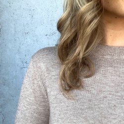 Fint strikket bluse rund hals str L-XXL