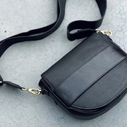 Lula crossbody med klap skind