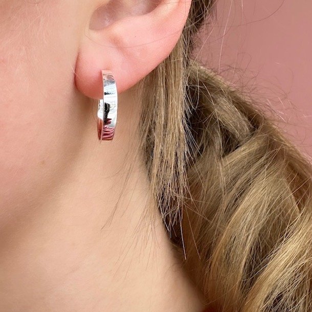 HOOPS SHINY MEDIUM sterling slv