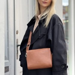 Valerie Crossbody skind