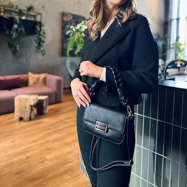 Crossbody trend 