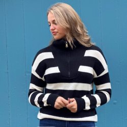 Strikbluse high neck zipped S-XL