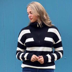 Strikbluse high neck zipped S-XL