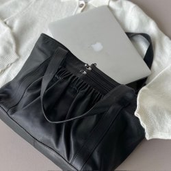 Jessi Shopper sort skind