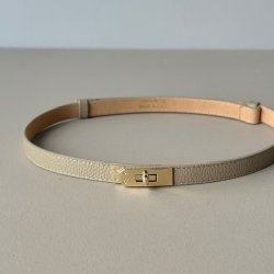 Justerbart blte skind