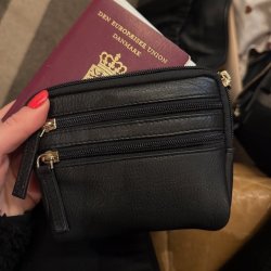 Stor pung til pas cow sort Skind