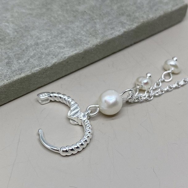 Hoops PRETTY pearl sterling slv