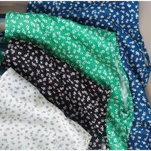 Sommer top little flower bomuld str m-xxl