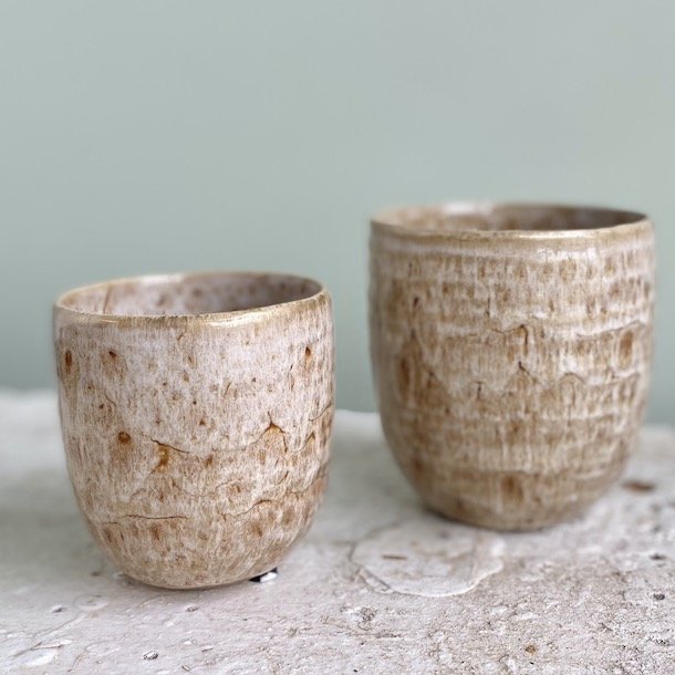 Potteskjuler st af to keramik