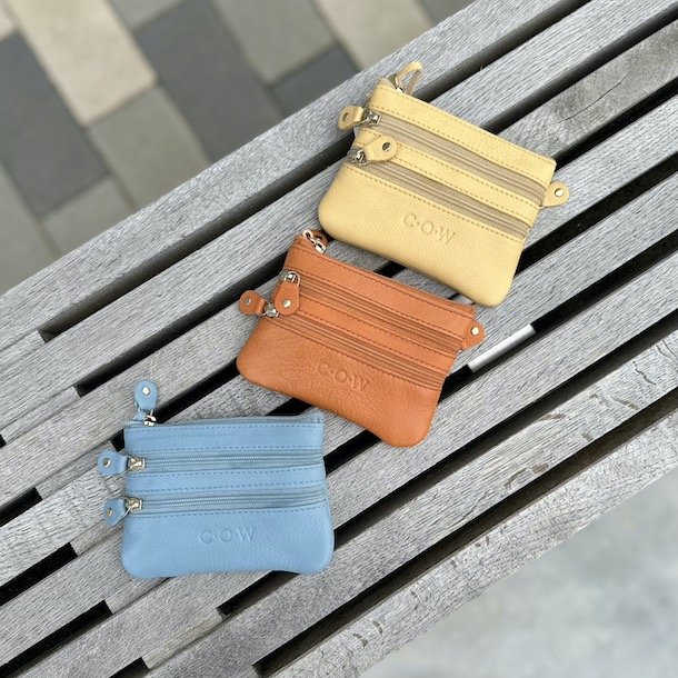 Classic Cow pung med 4 rum - skind lysegul