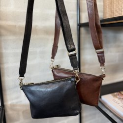 Riika crossbody - clutch Skind