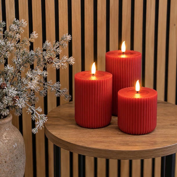 Riflede LED bloklys i r�d � 3 stk. med fjernbetjening