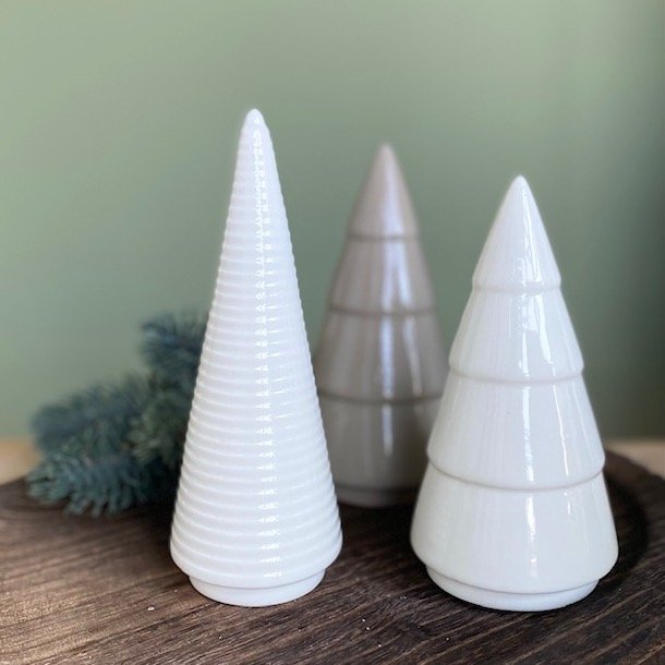 Juletr riller porceln