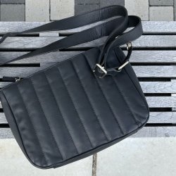 Liva Crossbody skind