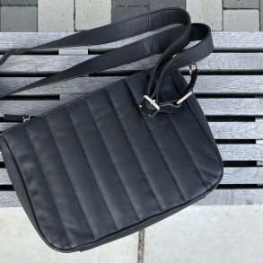 Liva Crossbody skind