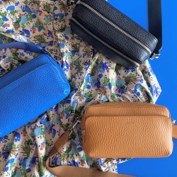 Venus crossbody skind