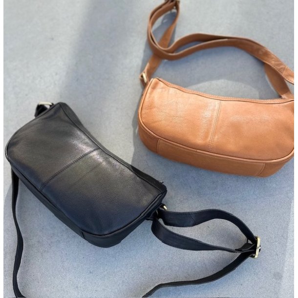 Gunhild Crossbody