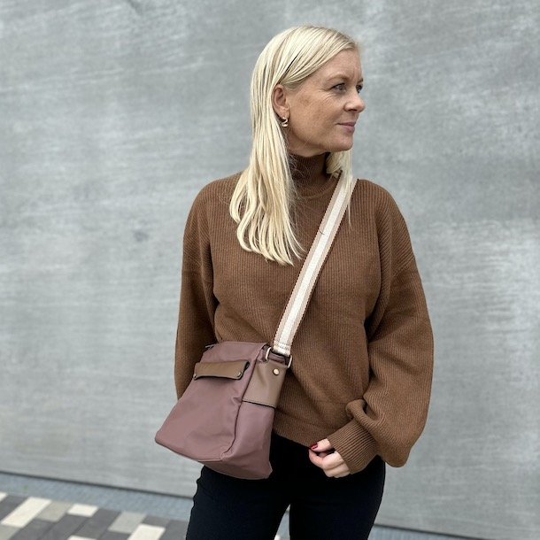 Crossbody coated nylon