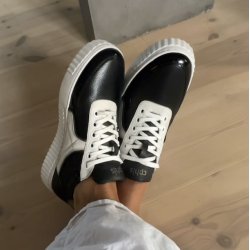 Sneakers RUN WITH ME sort/hvid skind str 37-41