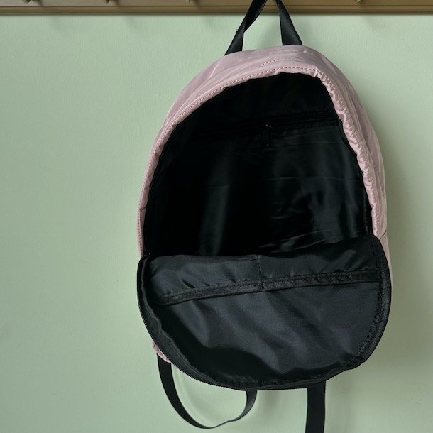 Rygsk mellem quiltede nylon