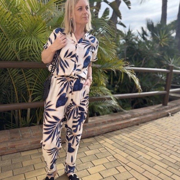 Bluse Zoey PALM viskose str. S-XXXL 