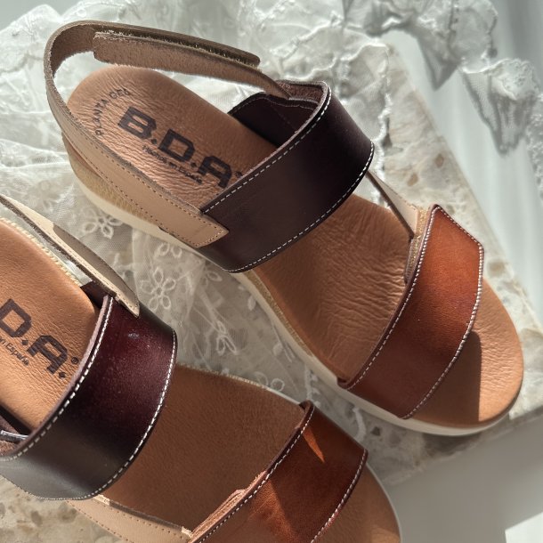 Sandal Anna kileh�l - skind str 37-41