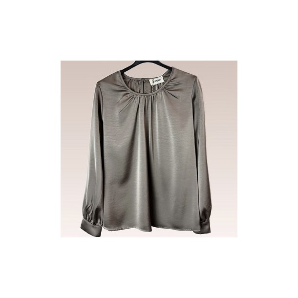 Satin lang�rmet Asta bluse ONE SIZE