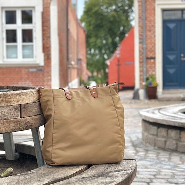 Shopper nylon med lang rem