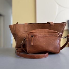 Sonja shopper og Crossbody cow RAW