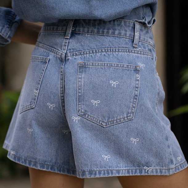 Denim shorts petite bow str. 34-42