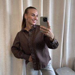 Skjorte med fl�se Vera - str S-L