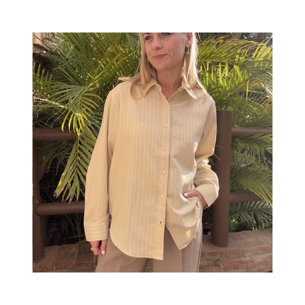 Skjorte Vera med striber lys gul 