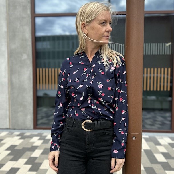 Blomstret skjorte viskose str. S-XXXL