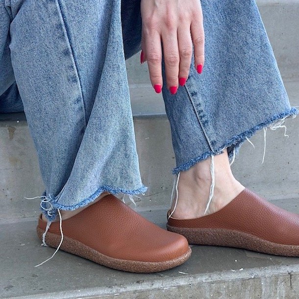 Slipper MULES cognac skind/recycle sl str. 36-42