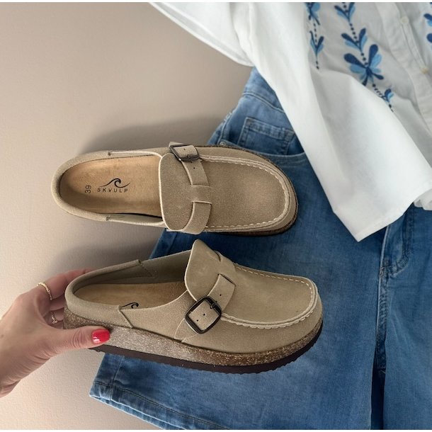 Slipper med spnde ruskind str. 36-41