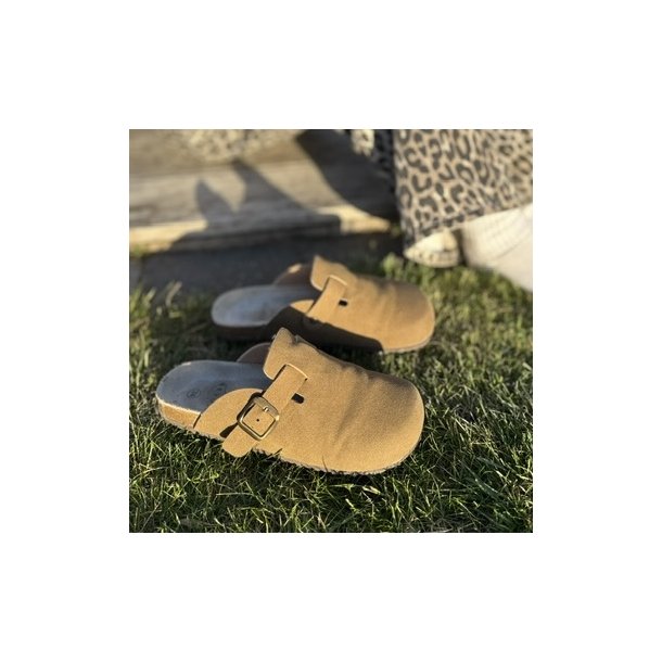 Mules slip on b�rn str 28-35
