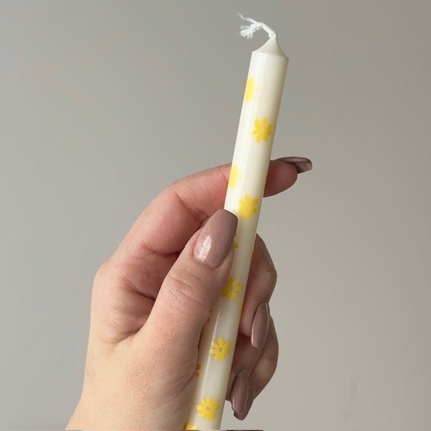 Kertelys m/gule blomster stearin