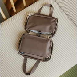 Toilettaske oph�ng brun 