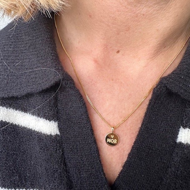 Halskde MOR vedhng  - forgyldt slv