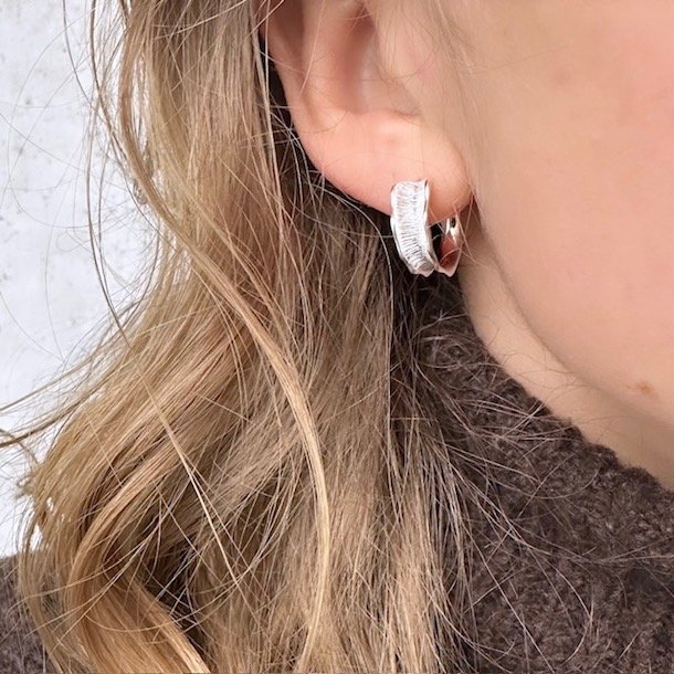 Hoops New Fanny 18 mm sterling slv