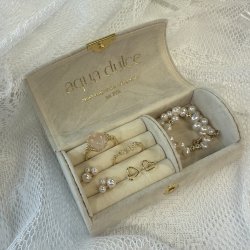 Lille smykkeskrin creme velour