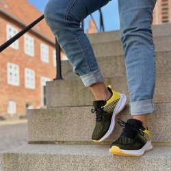 Sneakers ACTIVE gul str. 36-41