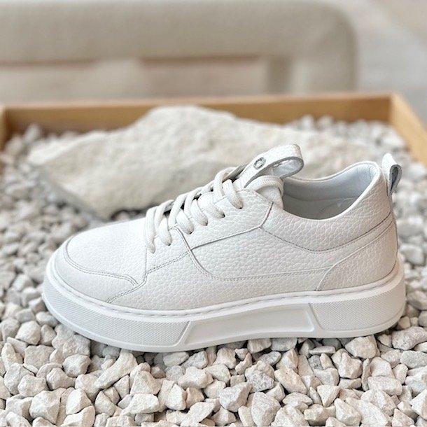 Sneakers THE SPIRIT hvid skind str 36-41