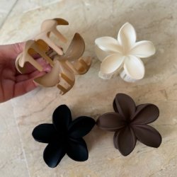 Hrklemme med blomster color