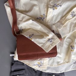 Skjorte DENISE med broderi str. S-XL