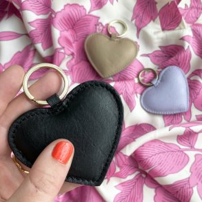 Naomi Keyhanger Heart