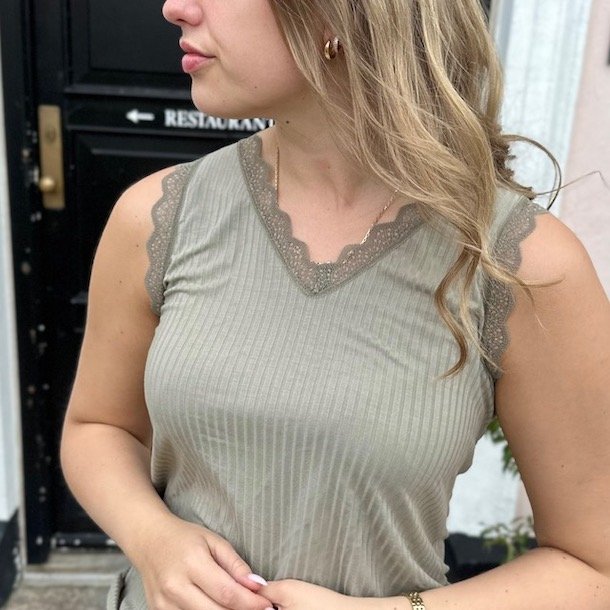 Top med blonde bomuld/viskose miks str. M-XXL