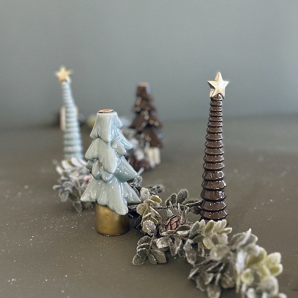 Figur tr t/kertelys 9x6x12cm keramik