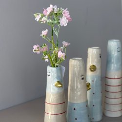 Vase ansigt med n�b Keramik