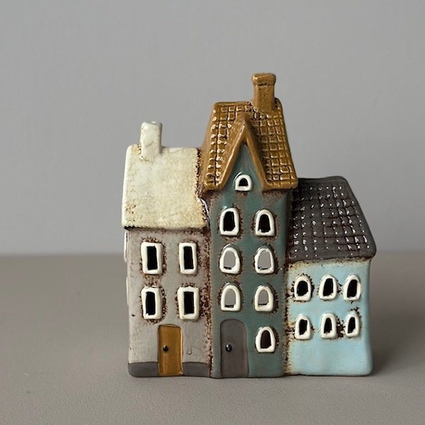 Hus til fyrfadslys  keramik